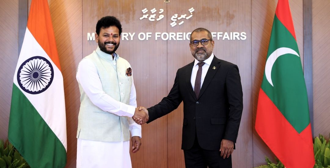 އިންޑިއާގެ ބޮޑު ވަޒީރުގެ ހާއްސަ މަންދޫބު، މިނިސްޓަރ އޮފް ސިވިލް އޭވިއޭޝަން، މިނިސްޓަރ އޮފް ފޮރިން އެފެއާޒް އާ ބައްދަލުކުރައްވައިފި