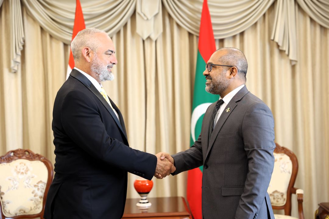 Newly appointed Non-Resident Ambassador of Republic of Paraguay to the Maldives calls on Minister Dr. Khaleel
