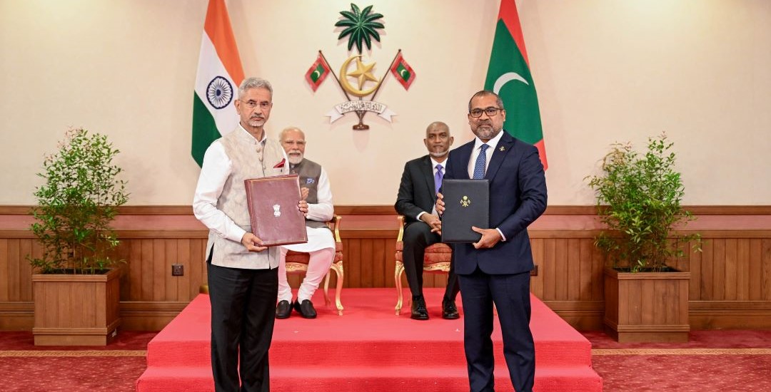 President witnesses exchange of Key MoUs and agreements between the Maldives and India