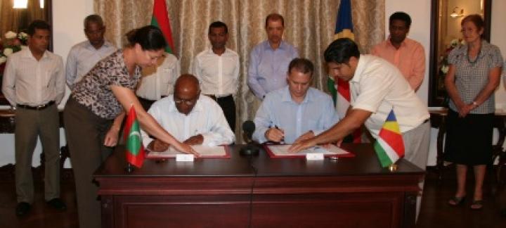 President Nasheed Meets Seychellois President