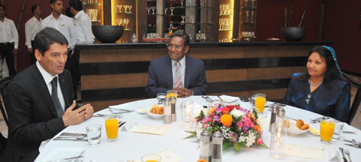 President Hosts a Dinner in Honour of the Turkmen Delegation