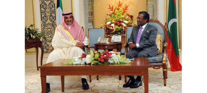 President Meets with Kuwaiti Minister of Foreign Affairs and Minister of Education