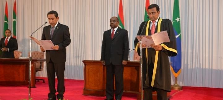 Mr Abdulla Yamin Abdul Gayoom sworn in as President and Dr Mohamed Jameel Ahmed sworn in as Vice President