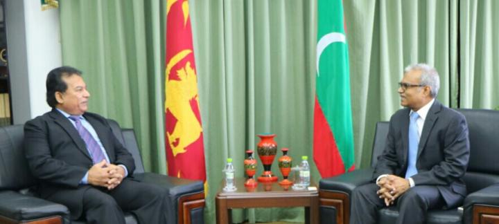 High Commissioner of Sri Lanka Calls on Foreign Minister