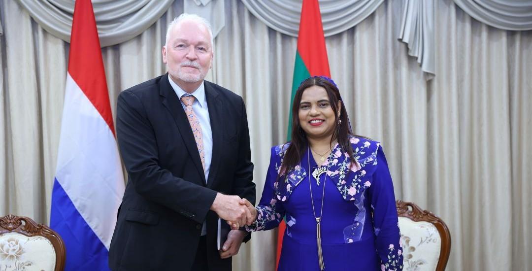 Newly appointed Ambassador of Netherlands to the Maldives calls on Minister Iruthisham